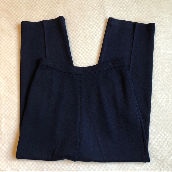 ST. JOHN Navy Blue Knit Pants - Picture 2 of 4